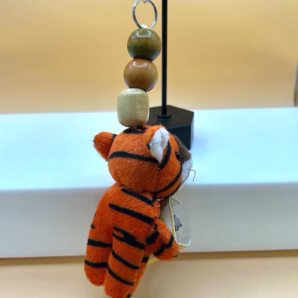 Tiger Beast Keychain - Picture 6 of 7